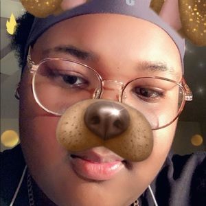 Meet your Posher, Calana